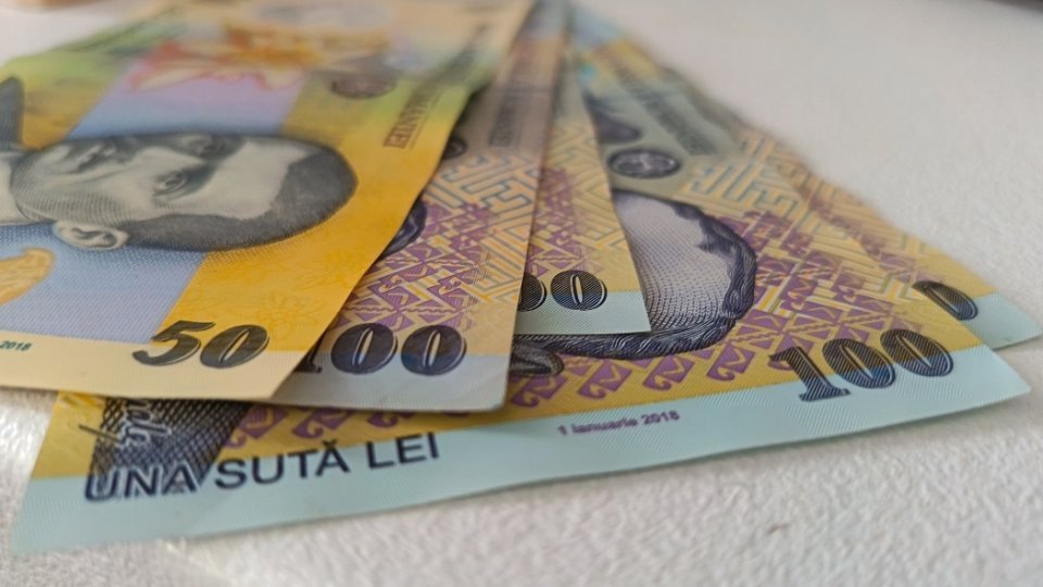 Cum poți ajunge să ai un milion de lei până la pensie, chiar și cu salariul minim