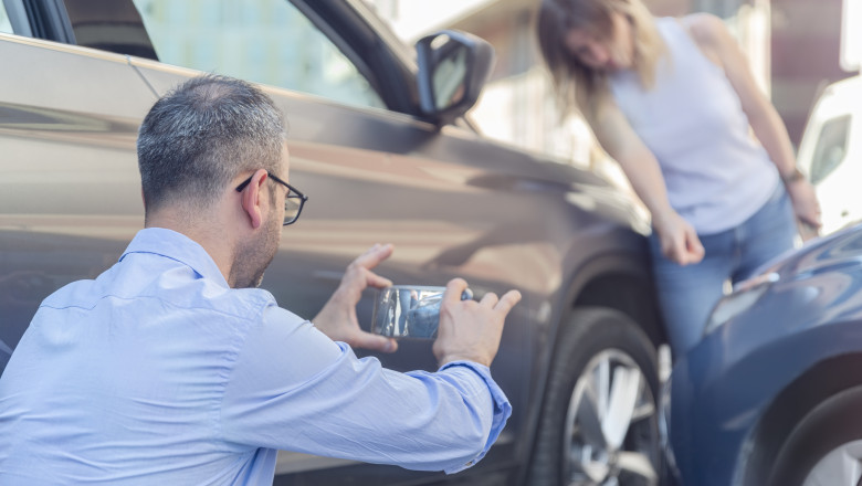 Obligații legale pentru șoferii români! Ce trebuie să facă în cazul unui incident minor în trafic! 