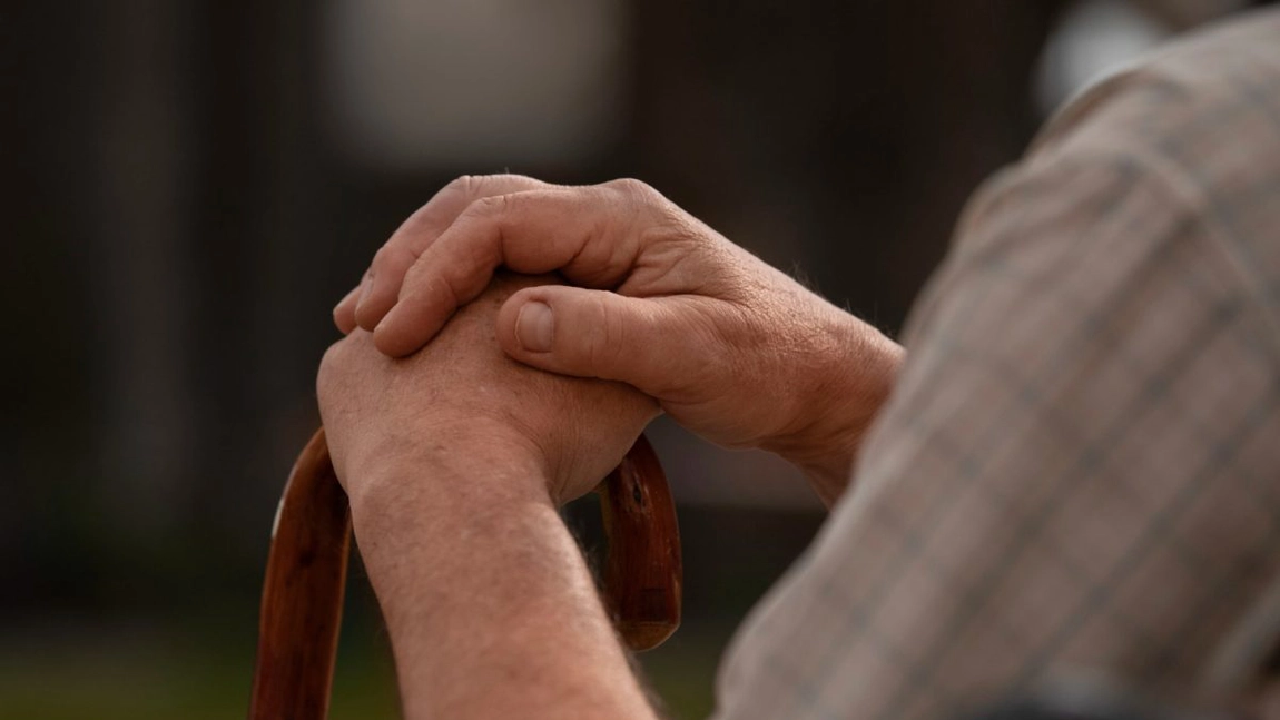 Pensia de urmaș, în România! Când se acordă suma maximă și cine poate beneficia de acest drept