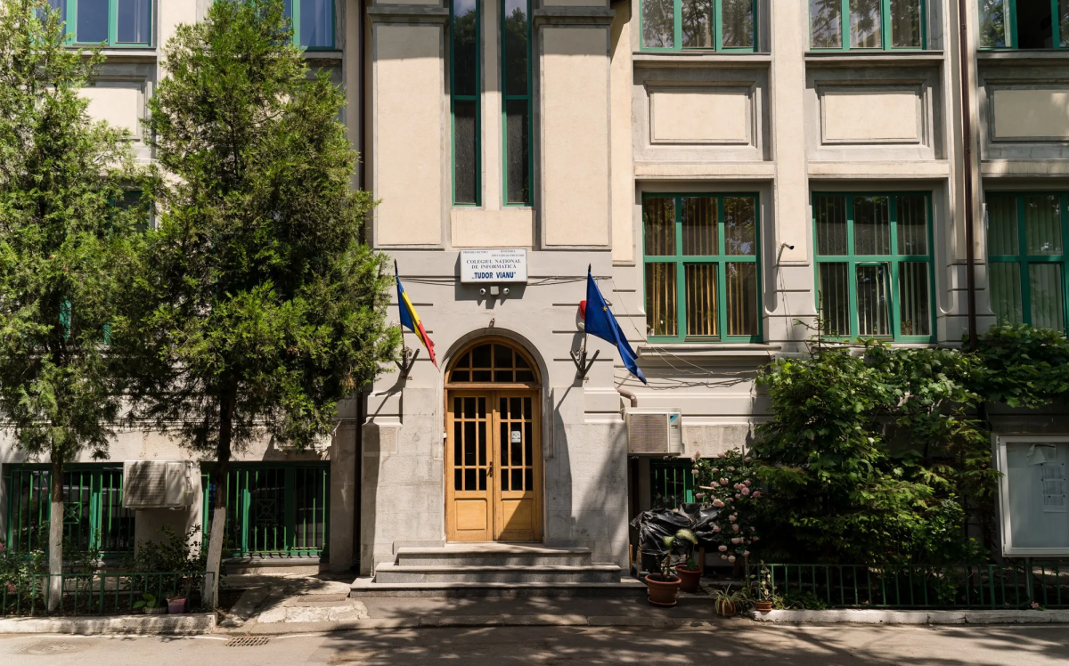 Care sunt top 10 cele mai bune și căutate licee din București? Iată ce trebuie să știi despre acestea