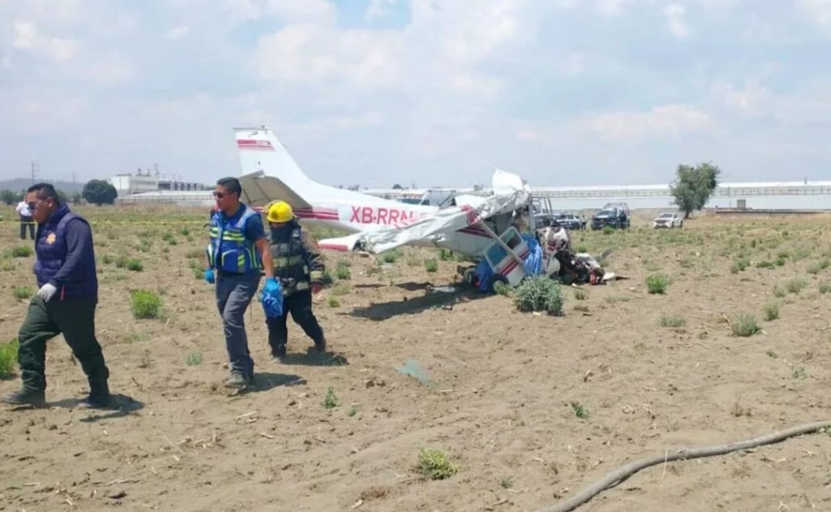 Un avion s-a prăbușit la scurt timp după decolare. Cele patru persoane de la bord au murit
