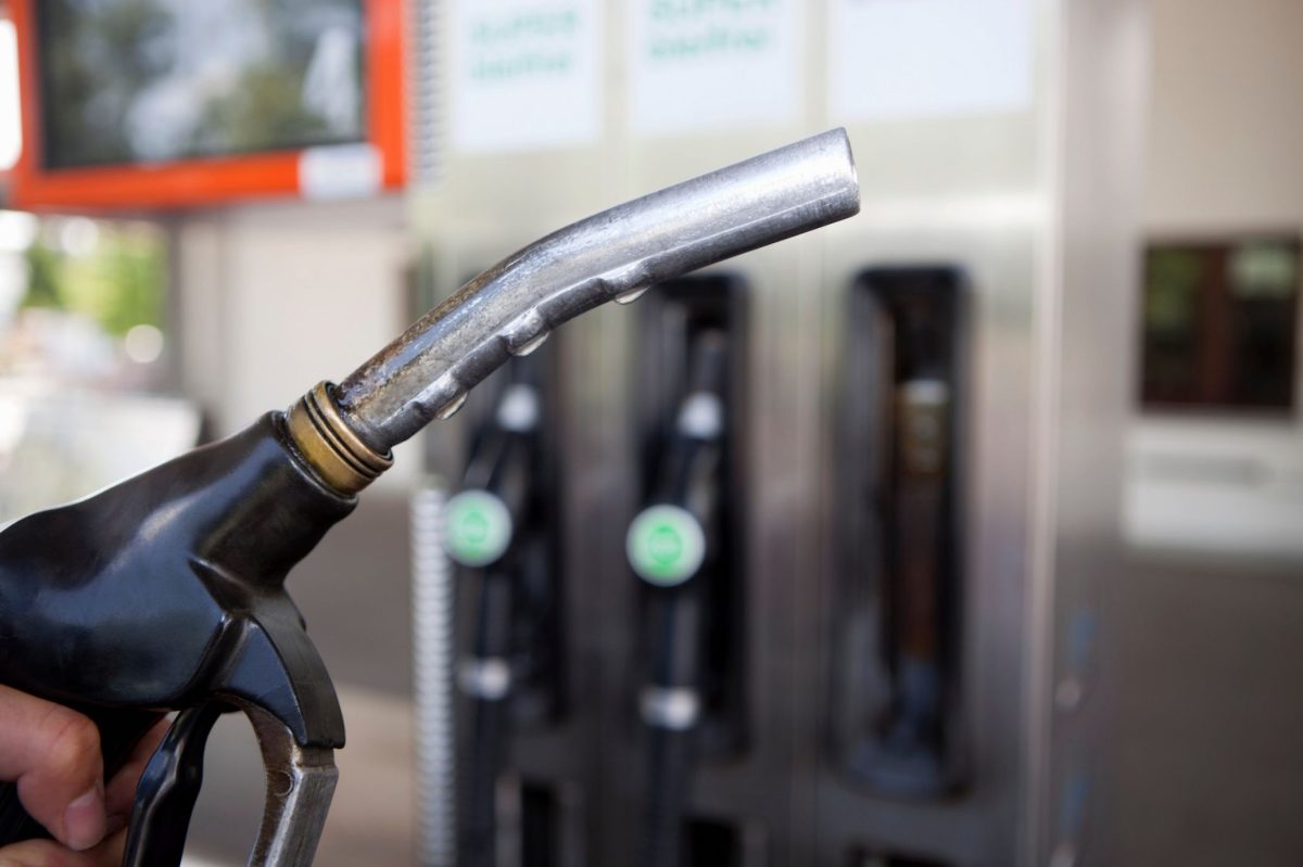 Criza carburanților devine tot mai gravă. Se ia în calcul raționalizarea consumului de combustibil