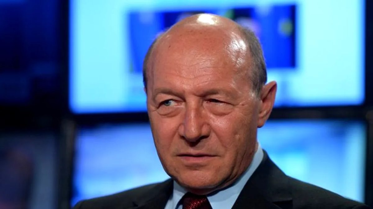 Replica șoc a lui Traian Băsescu, întrebat dacă ne putem apăra timp de 72 de ore