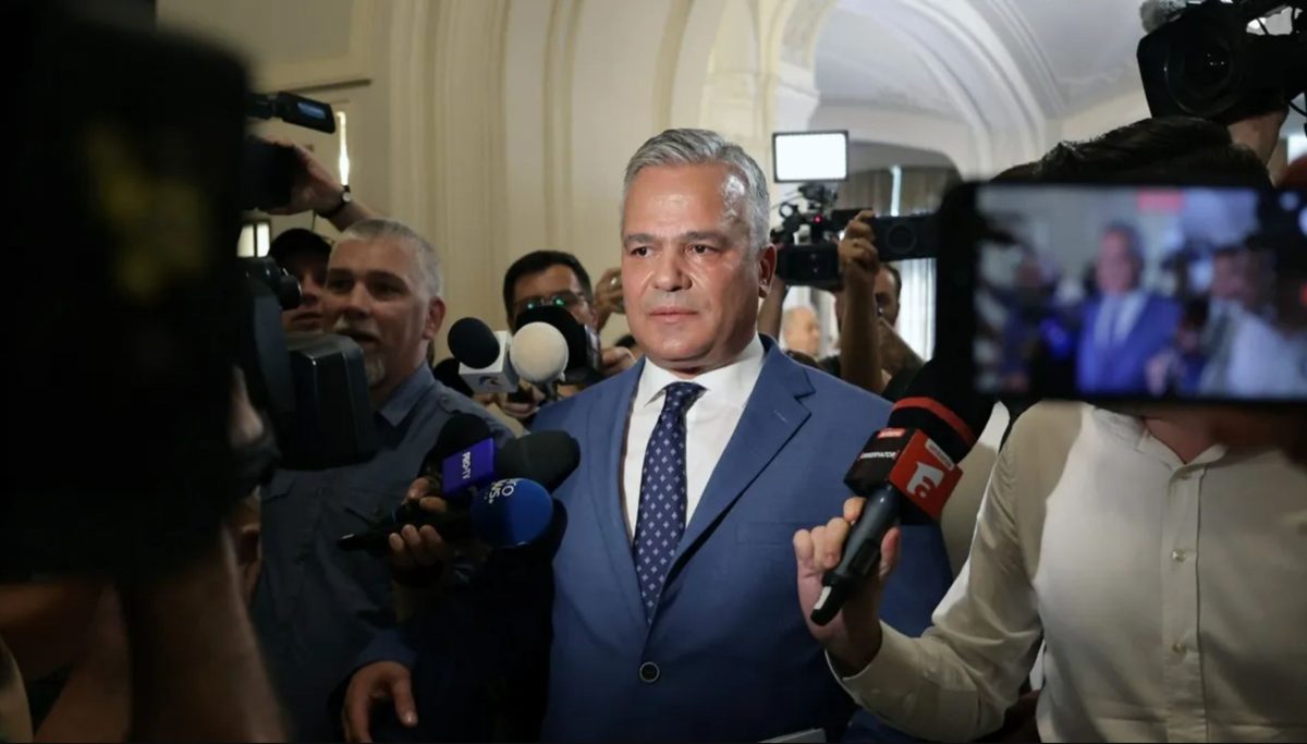 Veştea nu mai candidează la şefia PNL: „Nu voi gira printr-o candidatură acest simulacru democratic”
