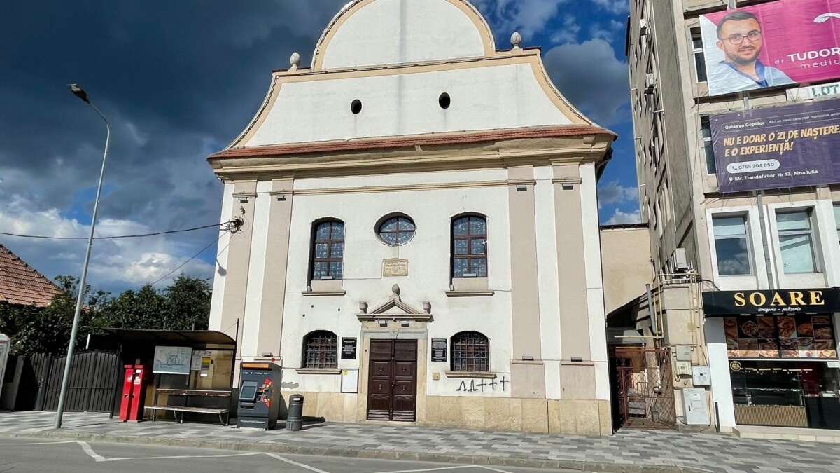 Sinagoga din Alba Iulia, vandalizată de persoane necunoscute