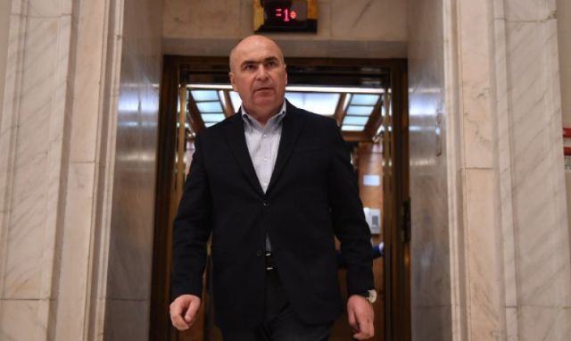 Blocaj politic total la vârful statului privind formarea noului guvern! Ilie Bolojan ar putea rămâne premier până în septembrie!
