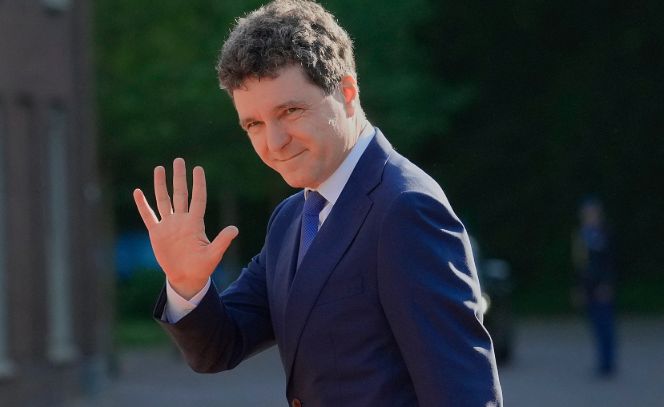 Nicușor Dan, ușor iritat când a fost întrebat despre desemnarea noului premier