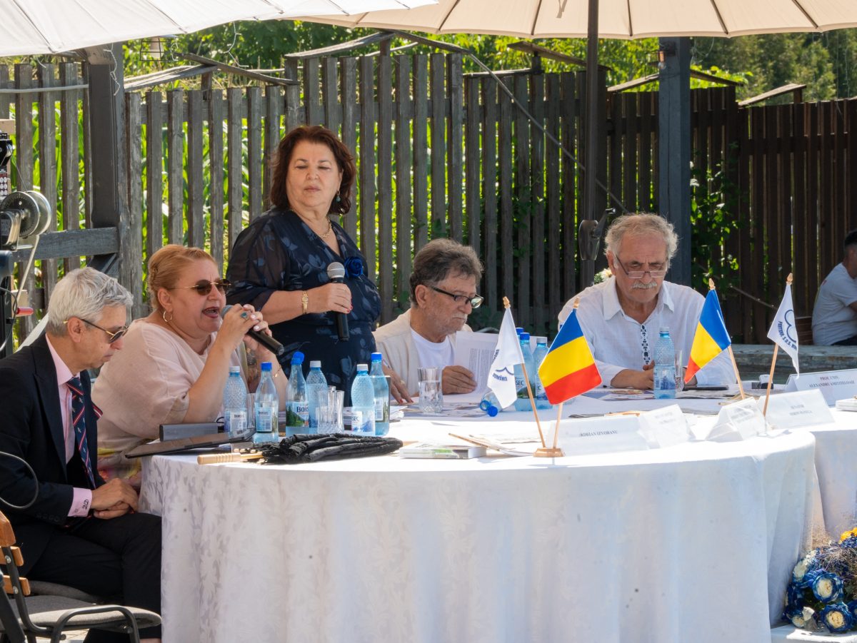 A doua zi la Academia de Vară SOS România! Discuții interactive despre economie și constituție