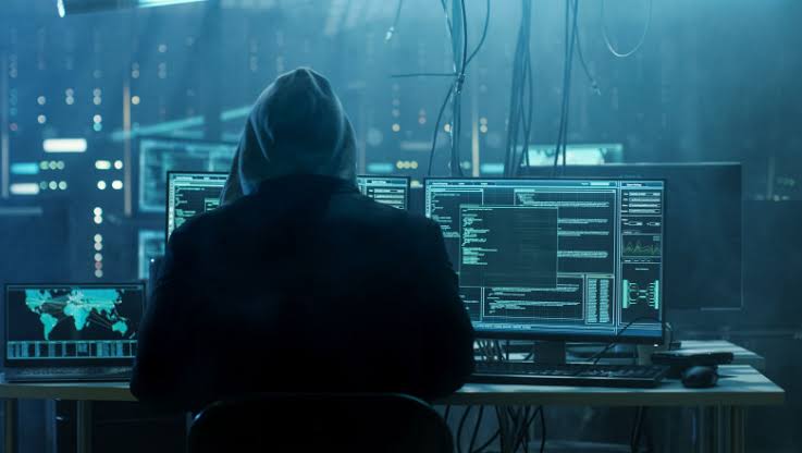 Panică în Marea Britanie după un atac cibernetic masiv. Datele polițiștilor au ajuns în mâinile hackerilor