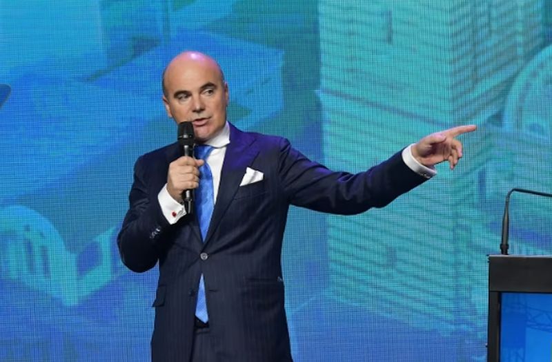 Rareș Bogdan îi pune la zid pe useriști: „Uite, Ilie, pe cine ții la sân!”