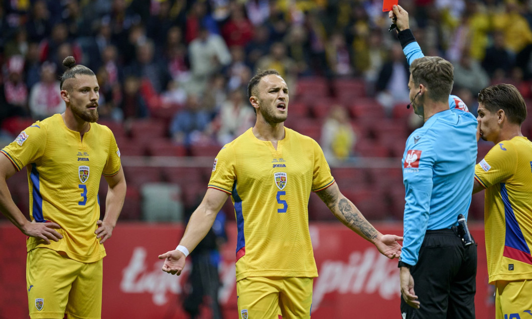 UEFA a decis ce se întâmplă cu arbitrul de la Polonia – România, după eliminarea lui Drăgușin