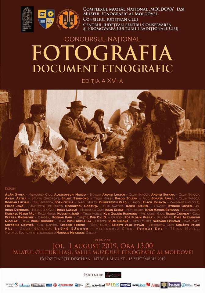 100 De Fotografii Etnografice Din Judetul Cluj Si Din Tara
