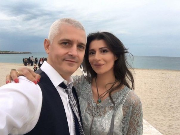 Cine este, de fapt, Roxana Alexandru, logodnica lui Virgil Ianțu! A divorțat pentru vedeta TV