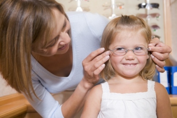 tratamentul miopiei la copii viziune miopie astigmatism