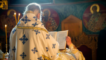 Ce înseamnă preot cu har? Motivul pentru care anumiți duhovnici sunt numiţi aşa de credincioşi